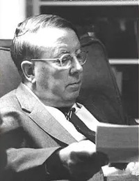Yvor Winters
